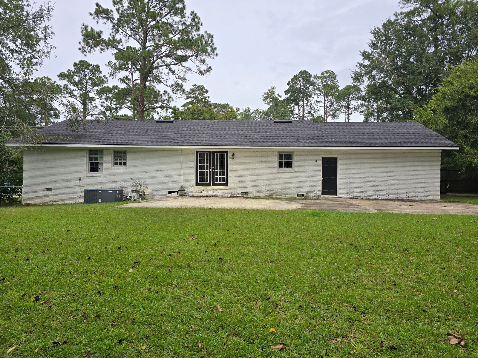 Large back patio at 1211 Gornto Rd